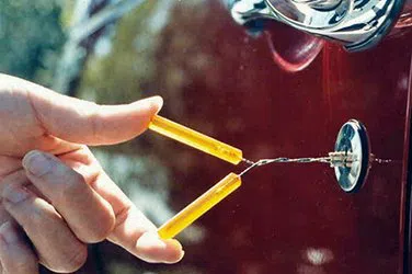 Community Locksmith Store Norwalk, CT 203-893-4232 - broken-key-extraction